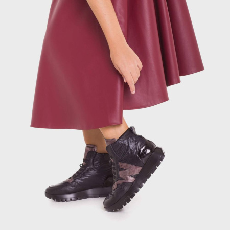 Ботинки женские WONDERS