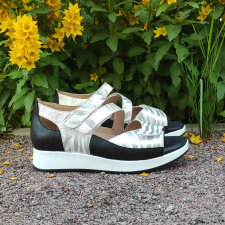 Босоножки женские PIESANTO