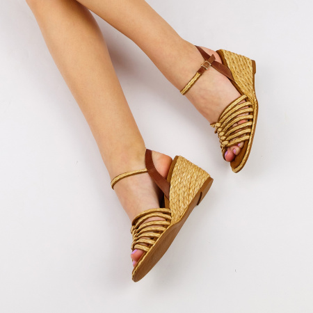 Босоножки женские CAPRICE