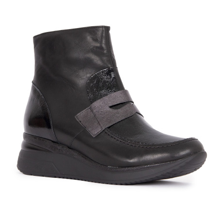 Ботинки женские PITILLOS