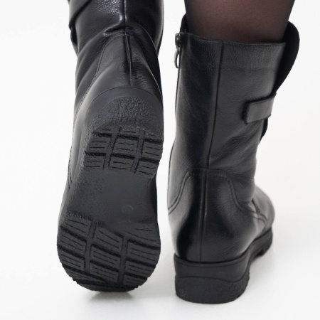 Полусапоги женские CAPRICE